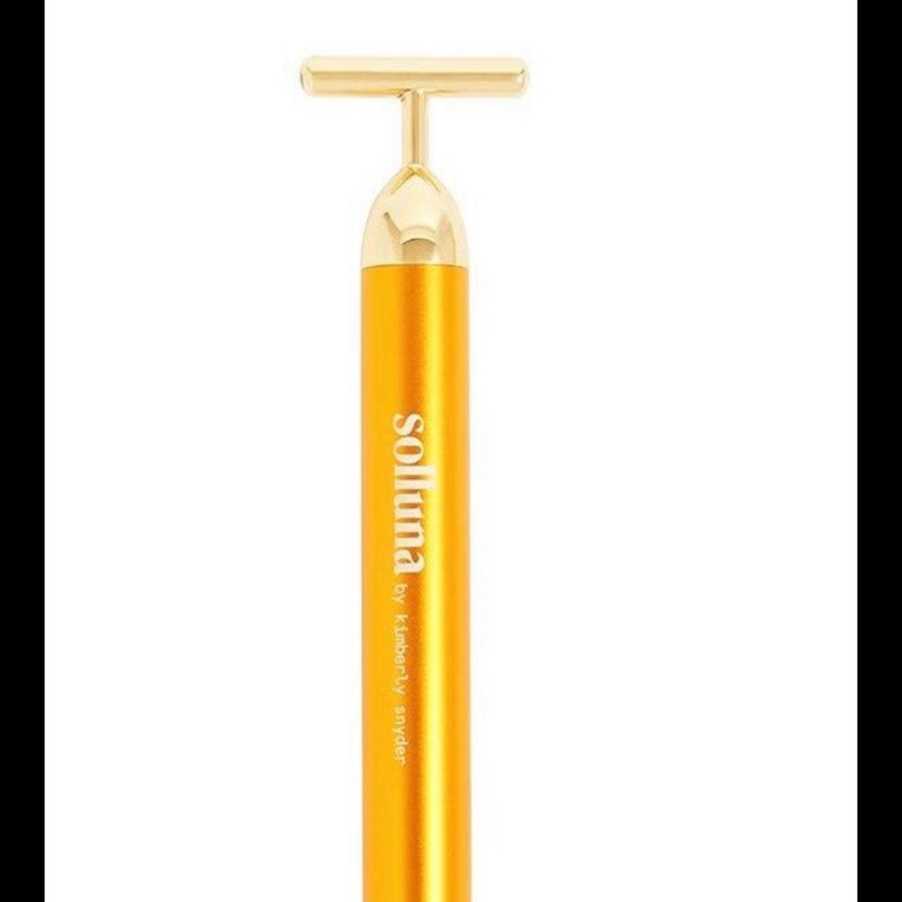 Solluna facial vibrating tool